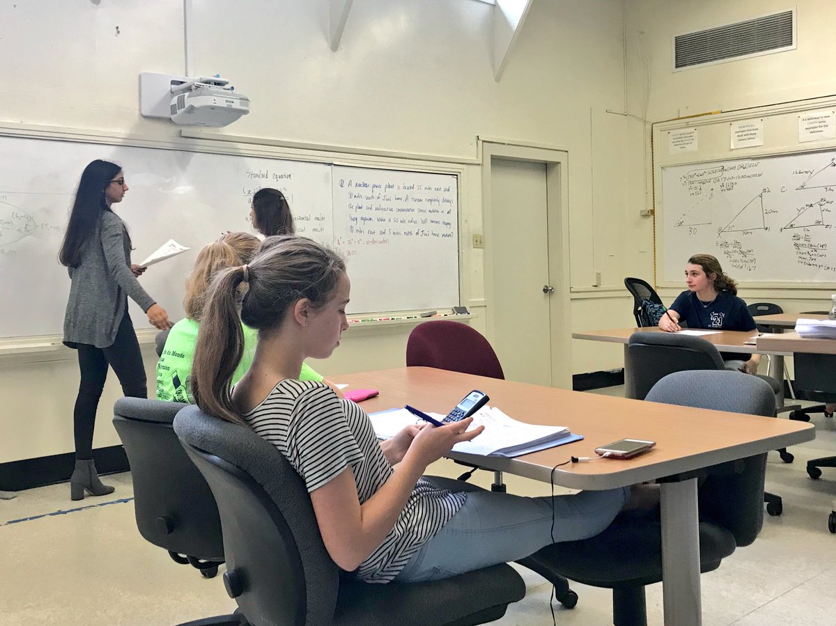 mrsrlovisa's tweet photo. After a busy morning organizing scheduling materials for advisories and working the register at break, my senior leader is finally teaching factoring to Algebra I students! @stmsaints #stmus #seniorleadershipday https://t.co/mzAqSkJxKF
