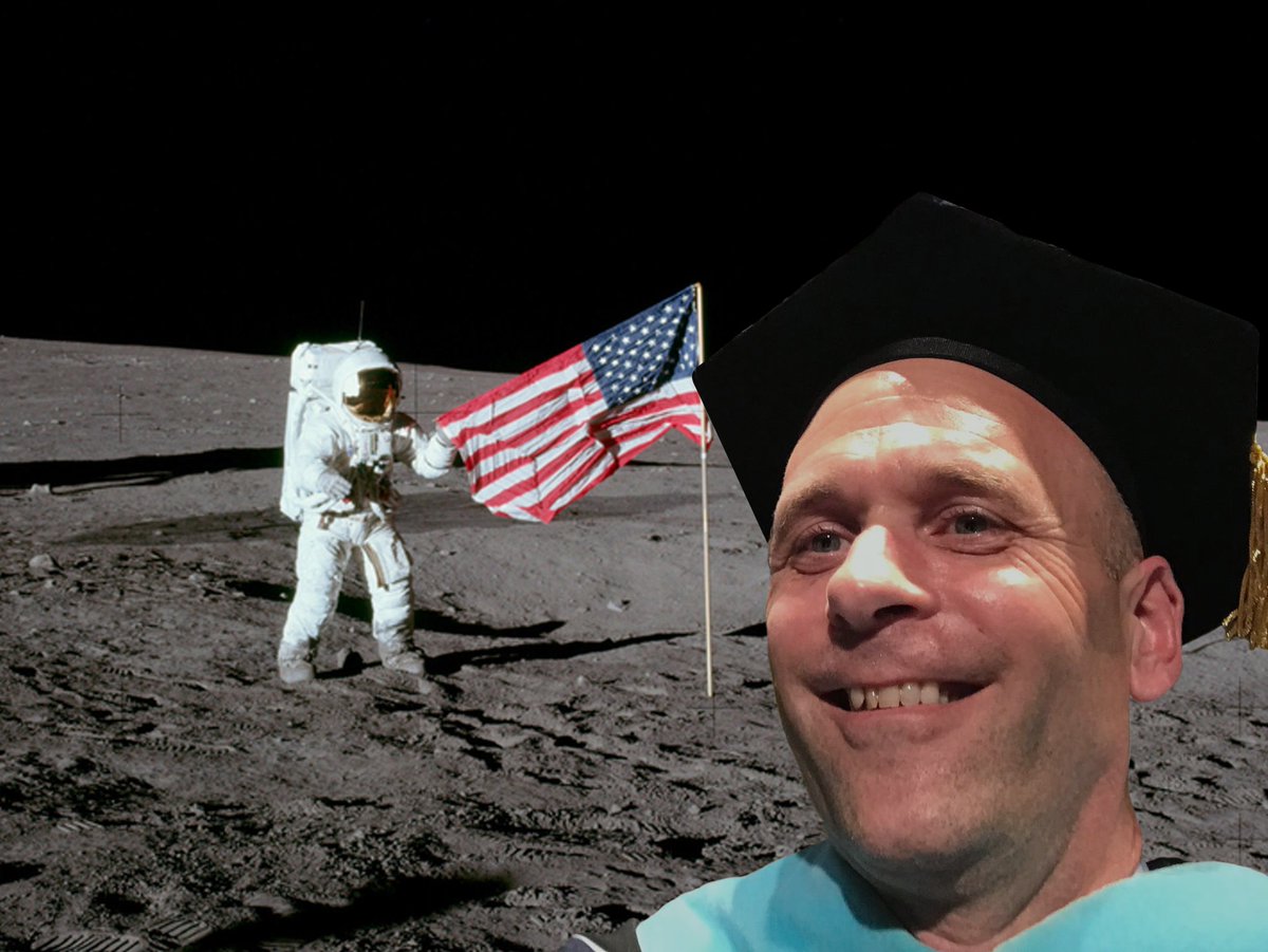 MountWachusett's tweet image. Your Pres is definitely cool, but Pres VH takes selfies wherever he goes….and he’s been to a lot of places…#MWCC #challengeaccepted #selfieseverywhere #4CsMyPresIsCool