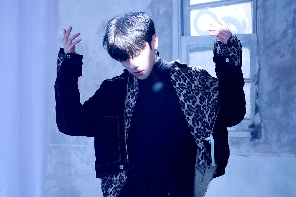 jeonparkookmin's tweet photo. 💙✨ P E R F E C C I O N ✨💙 

#CHANGKYUN #IM_FlyWithMe #FlyWithMe #MIXTAPE #MONSTA_X @OfficialMonstaX https://t.co/XXgykIuqFg