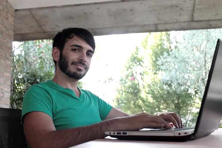 SimTaster's tweet image. ✍🏻📝💻 Sim Taster #Autore #Romanzo #Thriller @cacciatorescoop e #Blogger &amp;amp; #WebMarketer vedi @spbarbone

Leggi su Amazon ⭐⭐⭐⭐⭐ amzn.to/2EwB4gE 
Sito Autore simtaster.com 
Seguimi su Instagram instagram.com/simtaster/ 

#Author #Writer #Scrittore #Scrittori