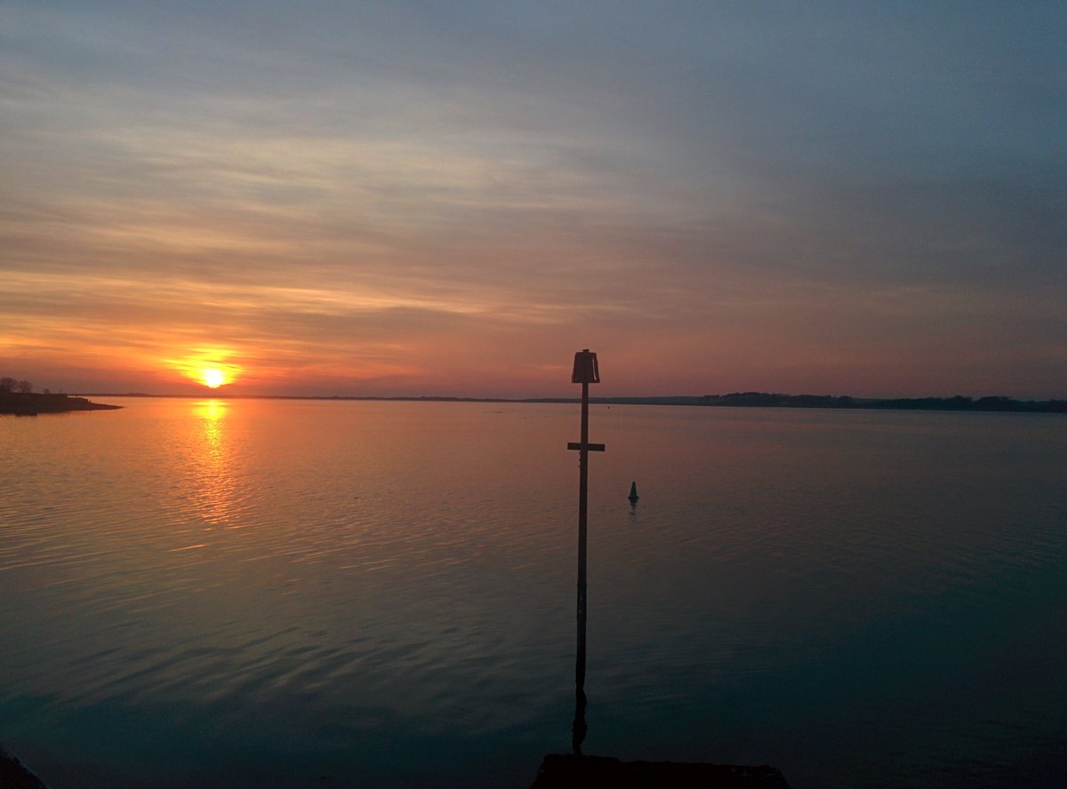Ellyll's tweet photo. Noswaith da ๐๐ #Caernarfon #CymruYw #WalesIs https://t.co/TA9lN6eup7
