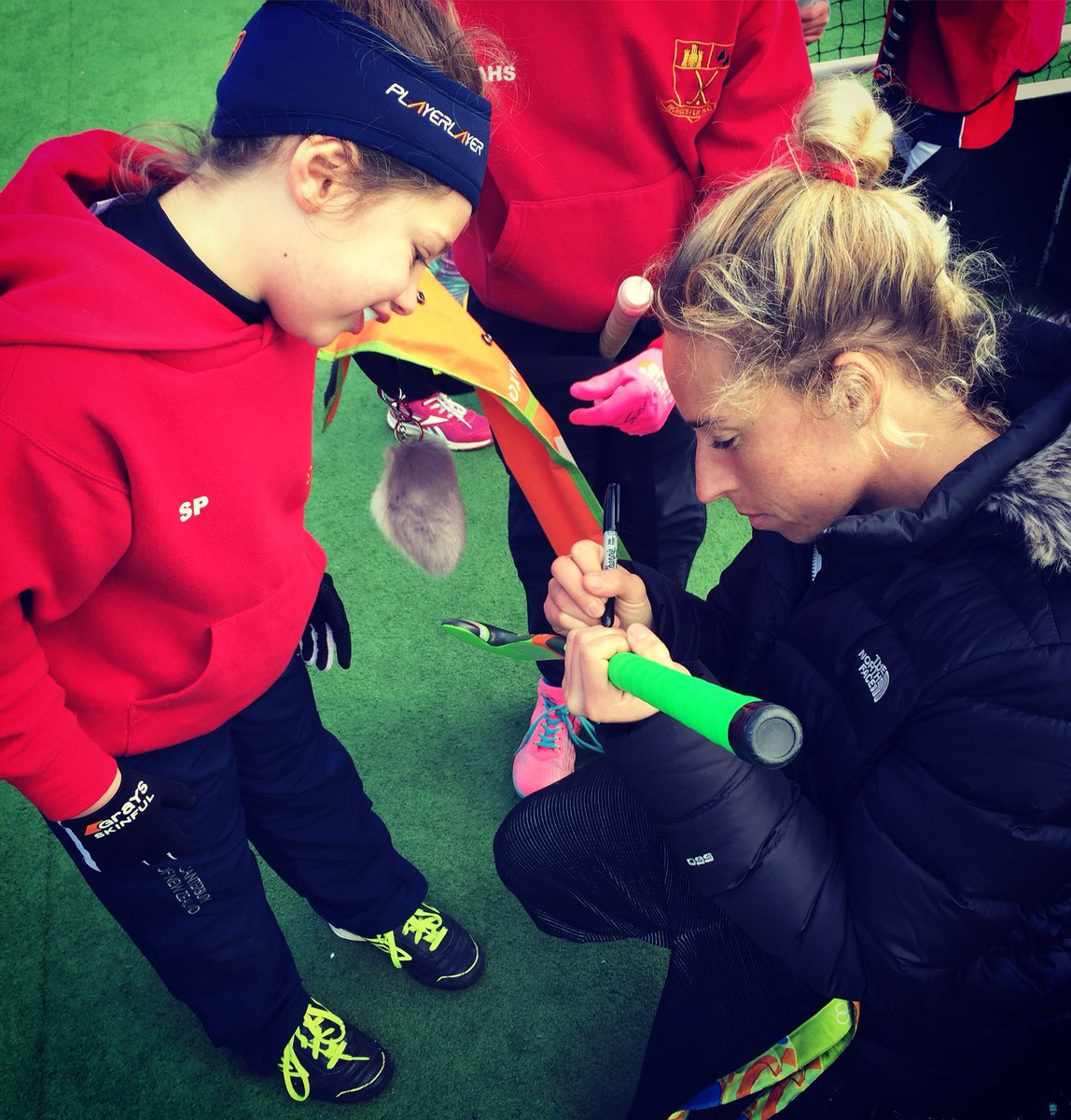 PerfXHockey's tweet photo. We hope everyone loved hanging around with Susie, she’s been unbelievable this week and everyone will be supporting her in everything she does this year! @stownsend7 #BigKidReally #HalfTermCamp @Stonehockeyclub @WorcesterHC @JDHCoaching #AussieWay #SusiesArcades #LoveAGoodHashtag https://t.co/8Zw10RR5O2