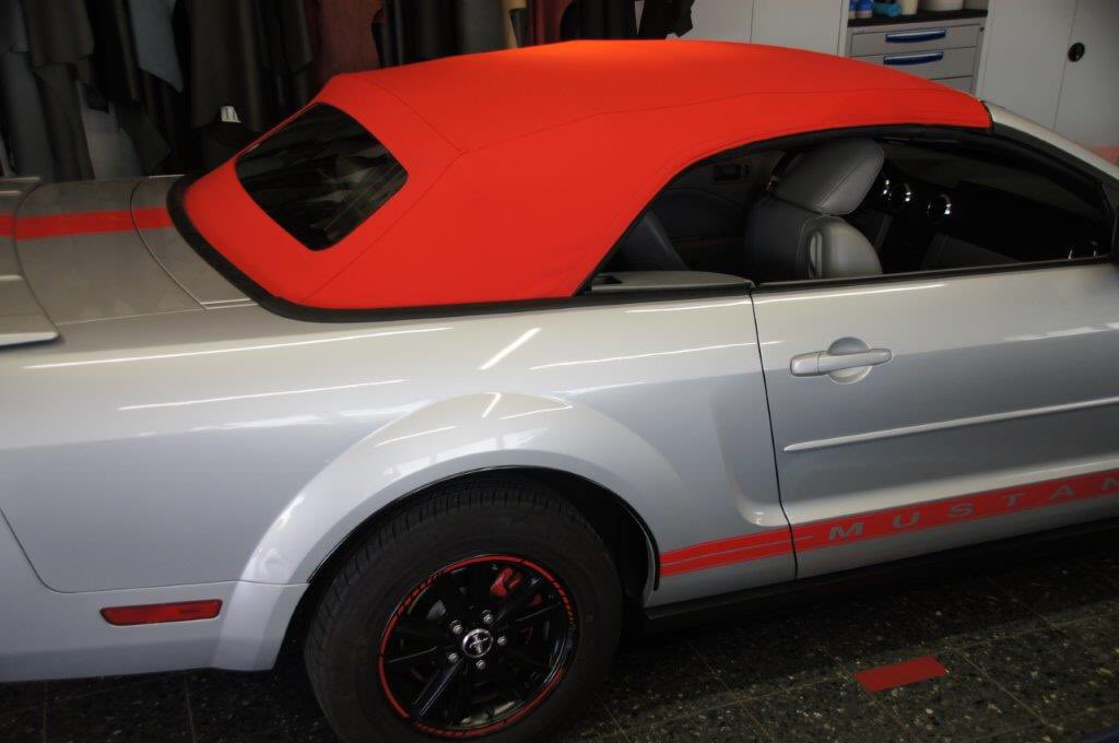 Robert Rose Gmbh My New Red Pony Cabrio Cabrioverdeck Sonnenland Mustang Usa Sportwagen Auto Ami Sattlerei Manufaktur Autosattlerei Dortmund Rose Pony T Co 2ih8tr6ikc