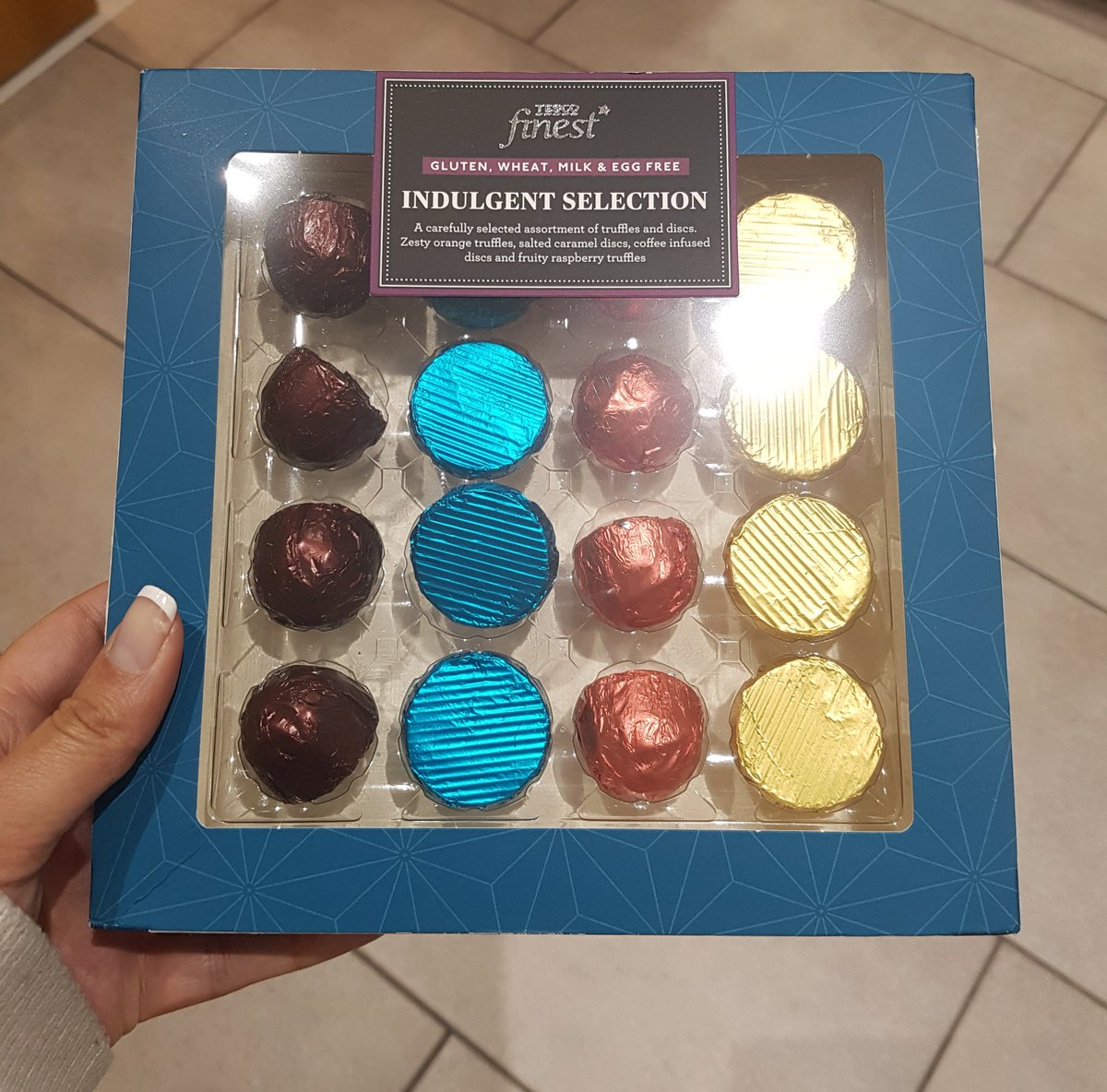 PlantShift's tweet photo. Looking forward to opening these new truffles from Tesco 😁

#chocolate 
#trufflecollection 
#Tesco 
#LoveLivingVegan  
#VeganOptionsGrowing https://t.co/0wSXysgVoj