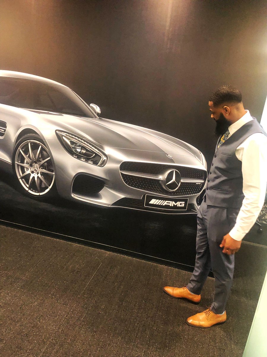 FreakMagic2's tweet image. Job shadowing with @MBUSA for Day 2 of #FalconsU! Can’t thank @Falcons_PA enough for this amazing opportunity! #MaximizeNow