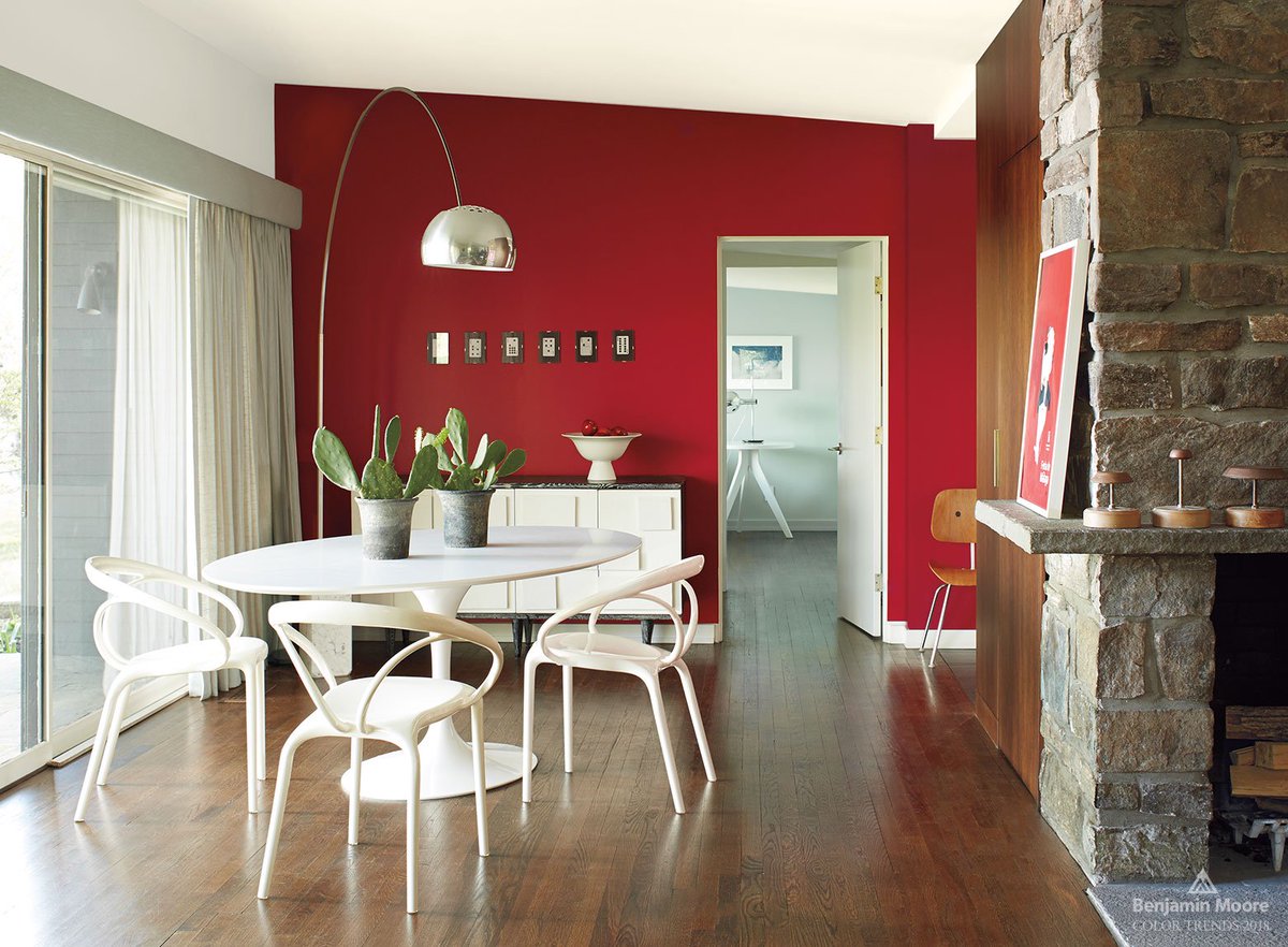 Benjamin_Moore's tweet photo. Your dining room says a lot about your entertaining style. What's yours? https://t.co/kjXNuAvPki https://t.co/FDiAGAhHng