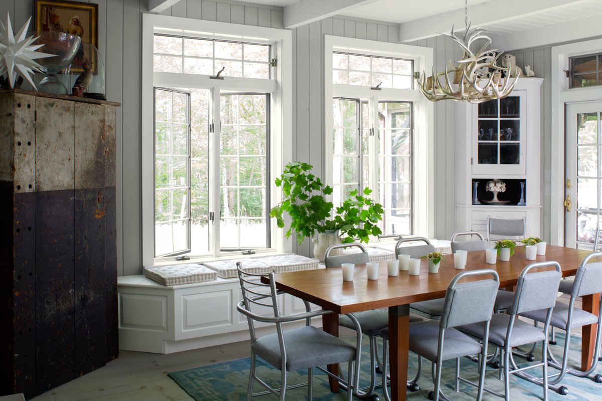Benjamin_Moore's tweet photo. Your dining room says a lot about your entertaining style. What's yours? https://t.co/kjXNuAvPki https://t.co/FDiAGAhHng