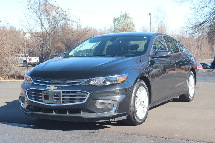LarryJayMitsubi's tweet photo. #Upgrade your vehicle to this #Used 2017 Chevrolet Malibu LT today: https://t.co/zJriE3g69y #LarryJayMitsubishi #Charlotte #NorthCarolina #Auto #Cars #PreOwned https://t.co/qDuXAj7uXb