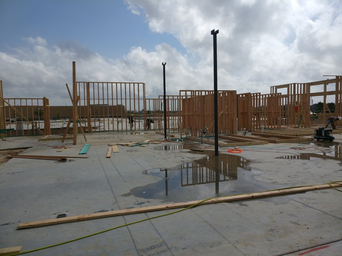 jw_hou's tweet photo. Let the framing begin. #ParkLaneFulshear https://t.co/owJ75XSK4K
