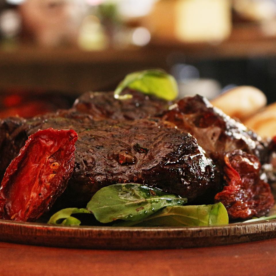ParrillaFiera's tweet photo. ¡Si sos de los que va directo a los bifes, es porque sos una FIERA y este es lugar ideal para vos!
FIERA Parrilla Urbana 
📍 Pedro Goyena 300, Caballito.
 📍 Monroe 1599, Belgrano. https://t.co/BYNcZzbibN