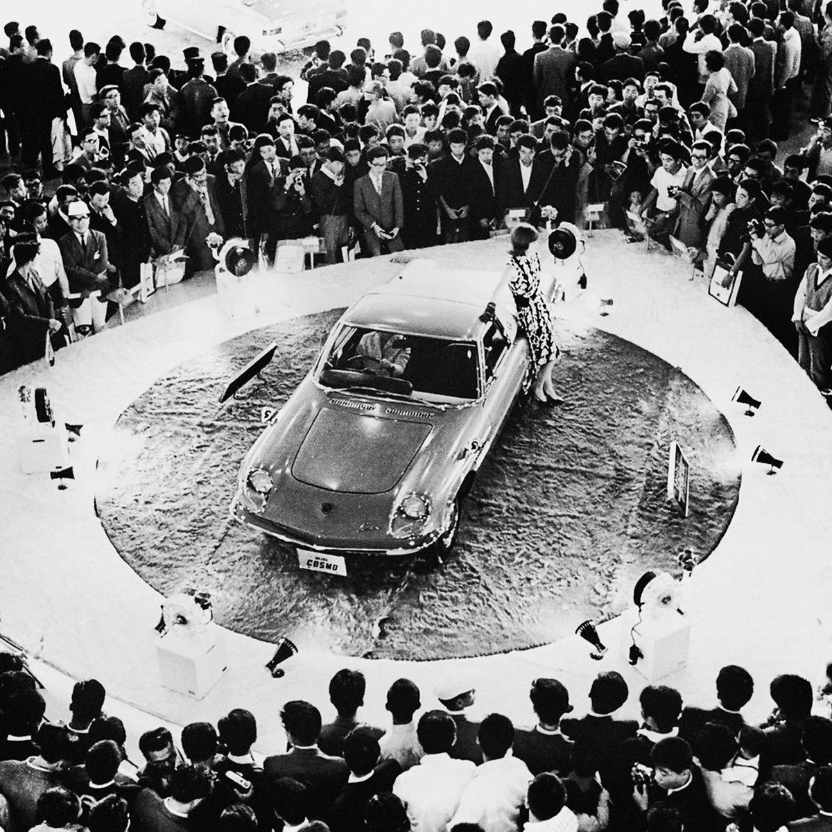 An out-of-this-world introduction: the Cosmo Sport, first driven