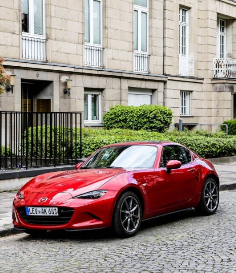 LithiaMazda's tweet photo. #FridayFeeling #Mazda wasn't made to rest. Pick up the keys and indulge yourself with a getaway. https://t.co/Oo7wsPHUO5 https://t.co/8L2LVUQw5C