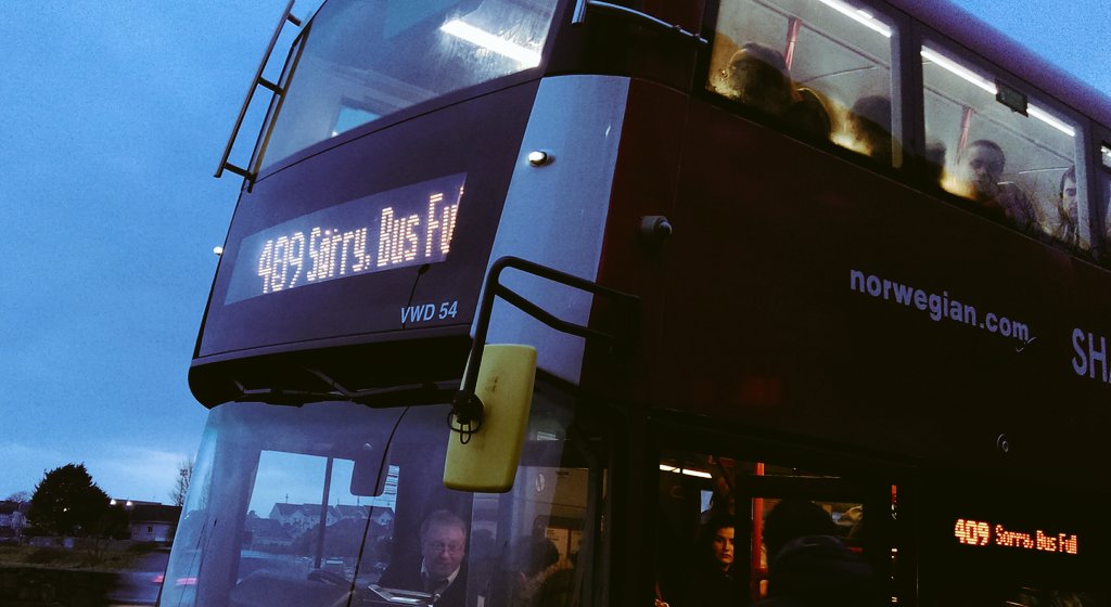 DeanKellyArts's tweet photo. Can't help thinking of #ChaosTheory ...what if it were *that* bus?! Doesn't help me get home any faster though. #FirstWorldProblems #BusFull https://t.co/HhQ9Nt0TaZ