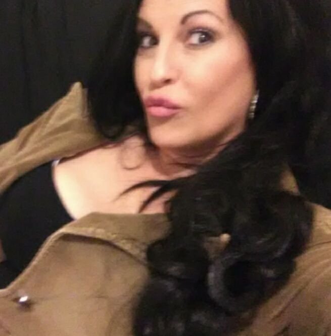 deets_amber's tweet photo. @Chattimenow.com 12-7 stop by and say Hi https://t.co/tYt8sshcqg