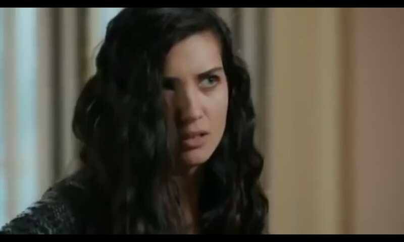 Arg_Soraya's tweet photo. #KaraParaAsk  #EnginAkyurek Gentileza Tuba Çağatay Icerdiana https://t.co/vO0MO3wXus
