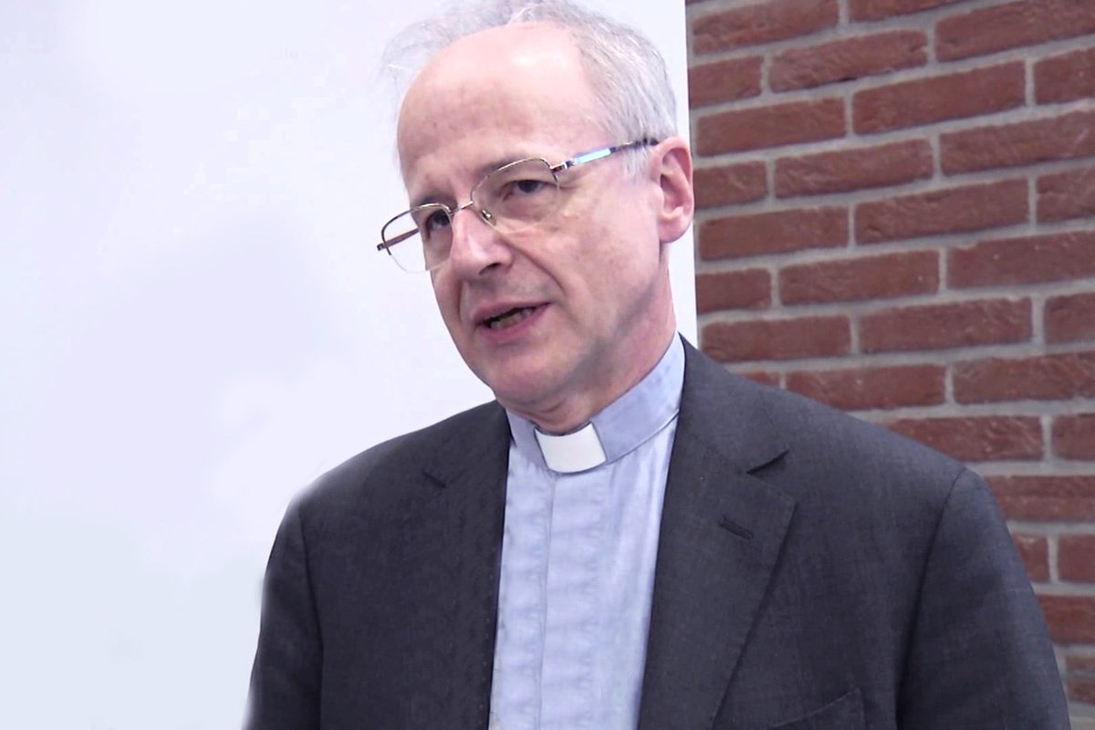 agensir's tweet photo. Diocesi. #Milano: domani mons. Delpini consacrerà vescovo mons. #Testore https://t.co/t09ursBFiU https://t.co/z5ljYPW1vB