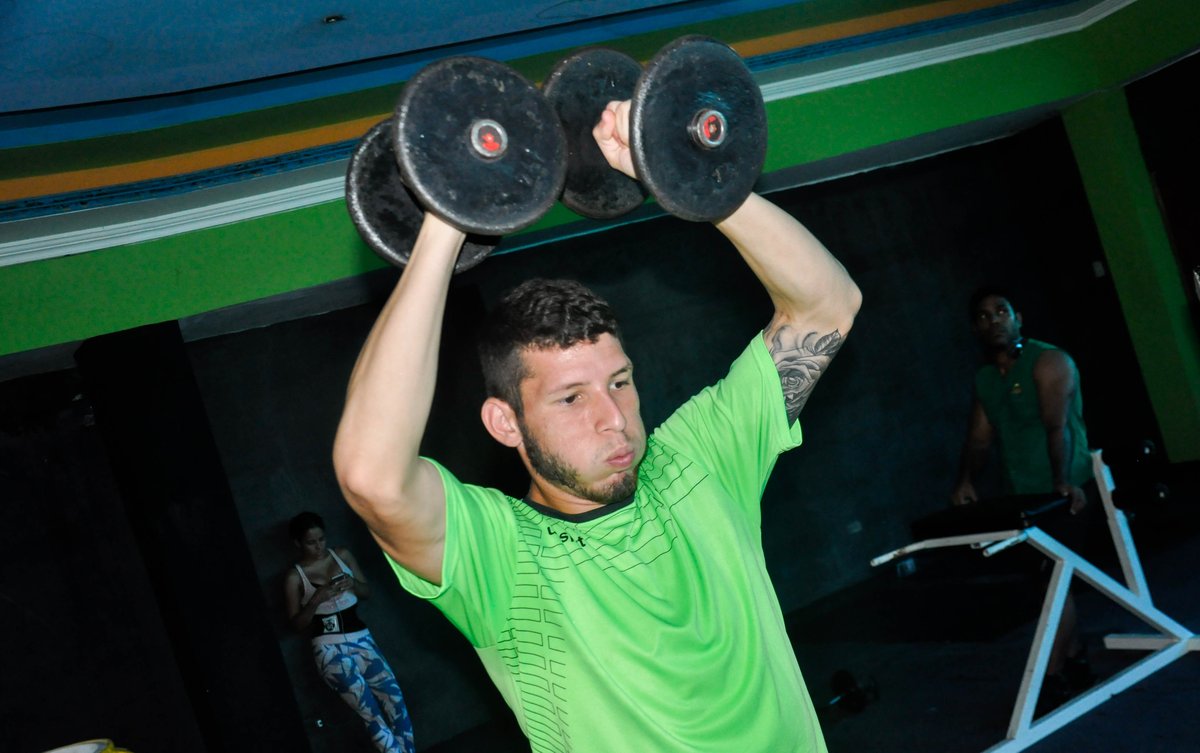 la_academiapc's tweet photo. Nuestro delantero #AlexanderGuerra trabajando fuerte 💪 para estar en forma para el próximo partido #VamosFigura 🔝🥅⚽️ https://t.co/mZ371AmhqP