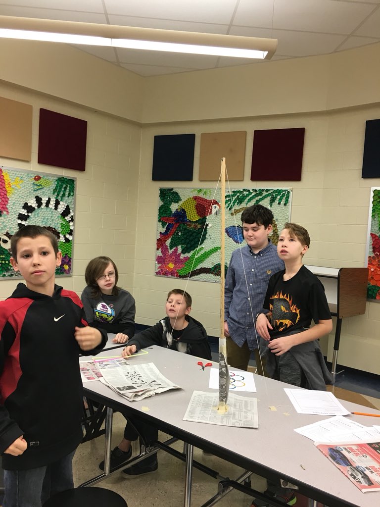 tra_fowler's tweet photo. @bmoul60 challenging her students to build a flagpole and hoist the Olympic flag with limited resources. @sesd_STEAM @SEISGoldenRams #STEM Great Teamwork! #sesdproud https://t.co/JZQZQ1WvoK