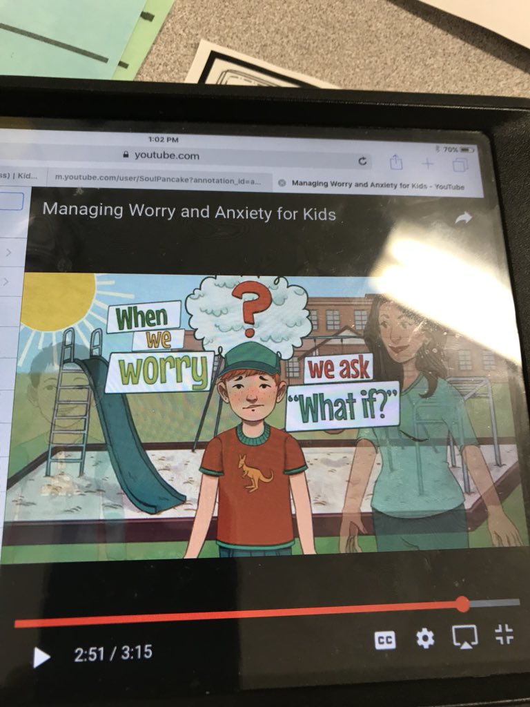 ms_zado's tweet photo. “Sticky Thinking Week” at Cashmere Ave. #whatifsvsWhatis #worry #anxiety #sizeoftheproblem #stickyslimefingers #peelINT https://t.co/xnvG1DspNp
