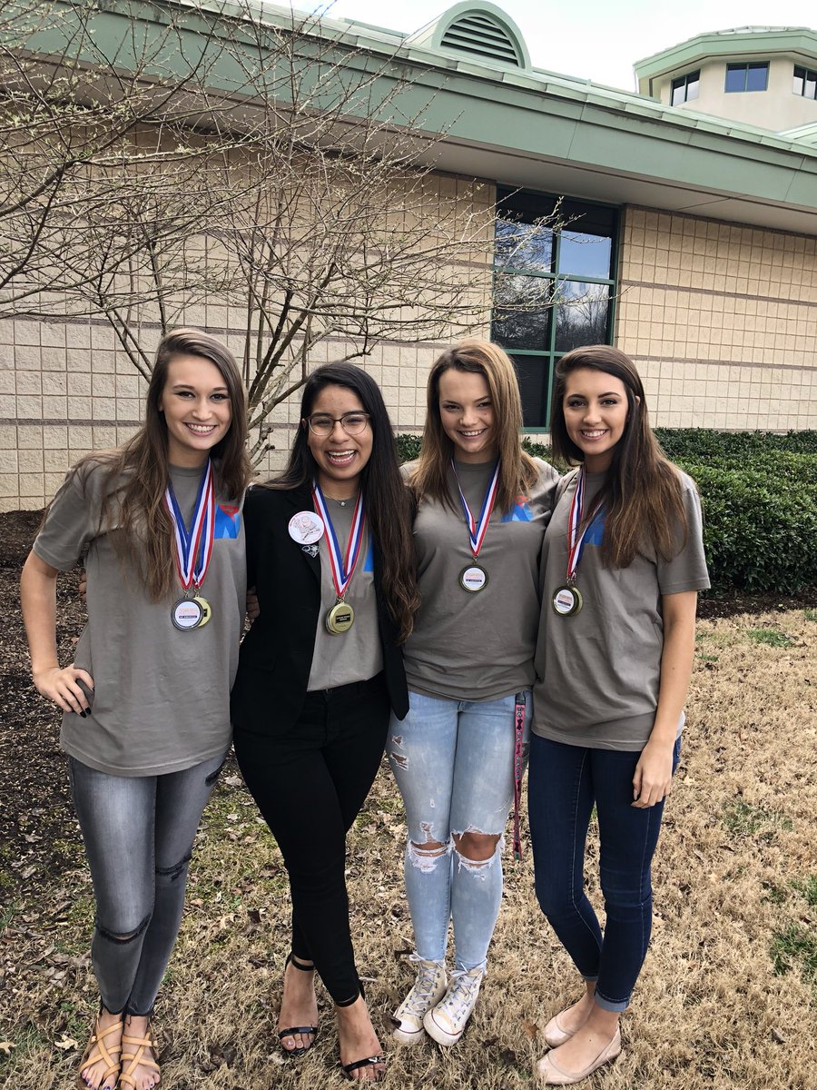 RoHi_BPA's tweet photo. 22 medals won during the 2018 bpa state conference!!! https://t.co/jKAdL3dNzh