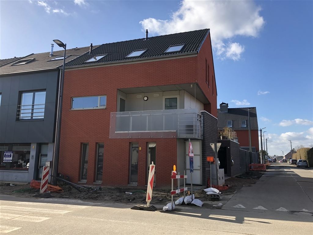 Fantastisch appartement te huur! Liken, sharen, tweeten, retweeten, taggen,... of huren natuurlijk :-). Voor meer info check bit.ly/2sQ5xAR of stuur mij een berichtje