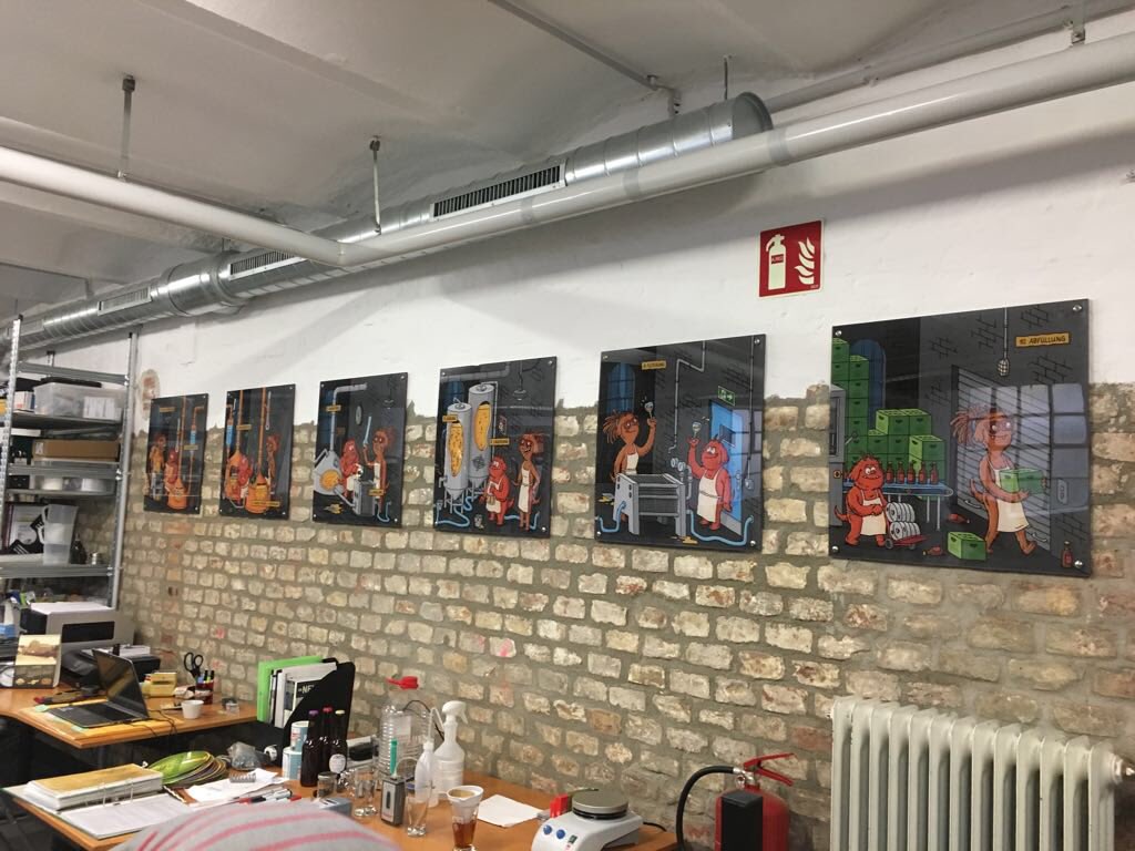 2morrow is our 1st Brewers #Workshop - and we‘ve just installed the #brewingprocess pictures by @mhackerart! Totally awesome! #craftbeerhour #artandbeer <a href="/BeerLoversAT/">🅱🅴🅴🆁🅻🅾🆅🅴🆁🆂</a>