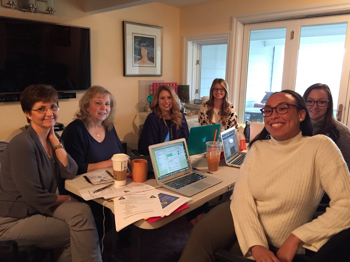CureHPS's tweet photo. HPS Network with genetic counseling interns from @LIUPost engaged in the #NIHChat @NIH https://t.co/gIL0xRyT3G