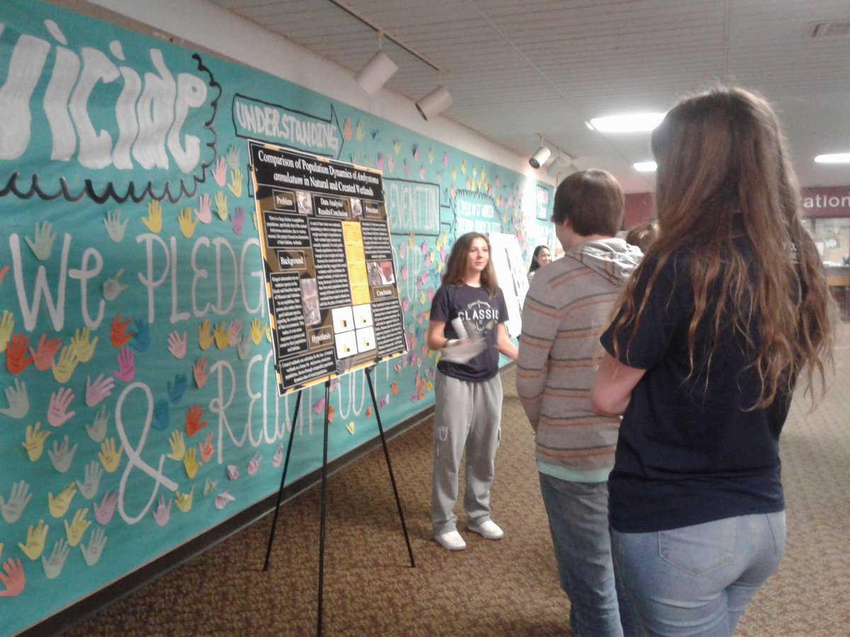 HoltMallery's tweet photo. It's that time again! Research is practicing for regional science fair which is tomorrow. Good luck! https://t.co/IiOURpMBo1