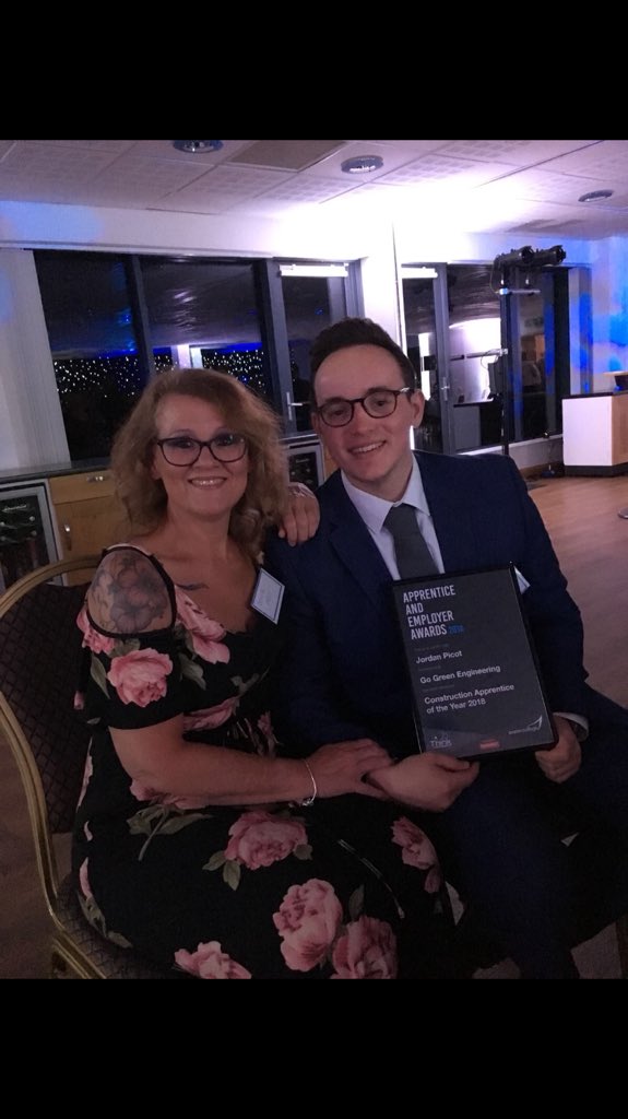 JordPicot's tweet image. Last night at the Apprentice and Employer Awards 2018! So Chuffed I got the award! Well done to @GoGreenEngineer for coming in the top Three! #apprentice #plumber #plumbing #devon #exeter #awards #suits @ExeApprentices @ExeterCollege