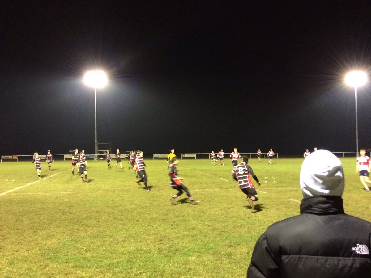 RFUCRCNorthants's tweet photo. Nothing like a bit of Friday night lights! Great catching up with @official_ORFC U15's #targetedwork #cleareyesfullbeartcantlose #fridaynightlights https://t.co/lH0ASaJBAb