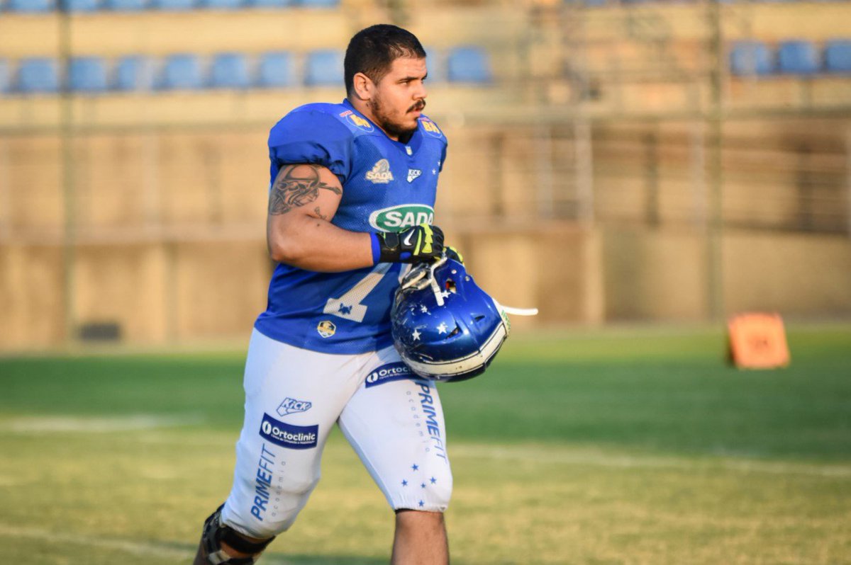Sadaeagles_fa's tweet photo. Os jogadores da linha defensiva precisam de muita força e resistência para os jogos. 🏈 Na Academia Prime Fit, eles treinam e preparam seu corpo para os jogos dessa temporada. Foto: João Guilherme Oliveira https://t.co/ZGiSjSpjYM