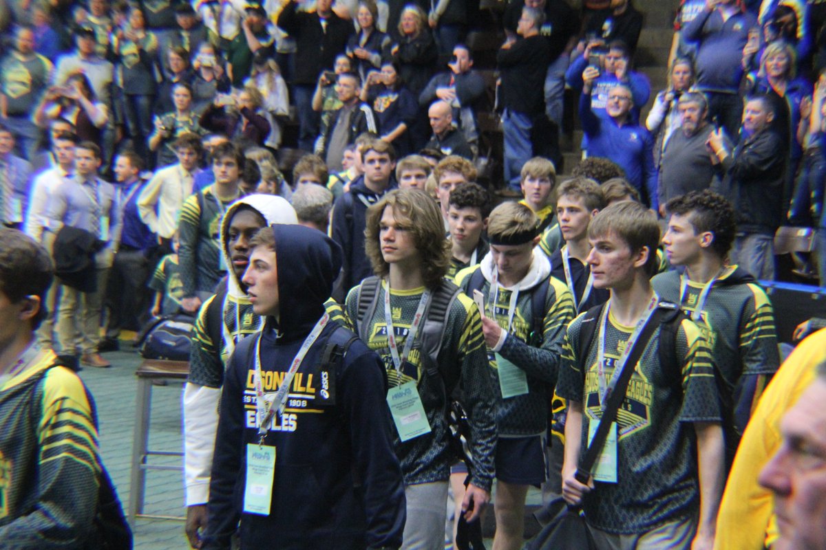 addixgear's tweet photo. We also got some pictures of @johnglennsports and @hudsonvillewc. #MHSAAWrestling https://t.co/Pp9fVeJTXZ