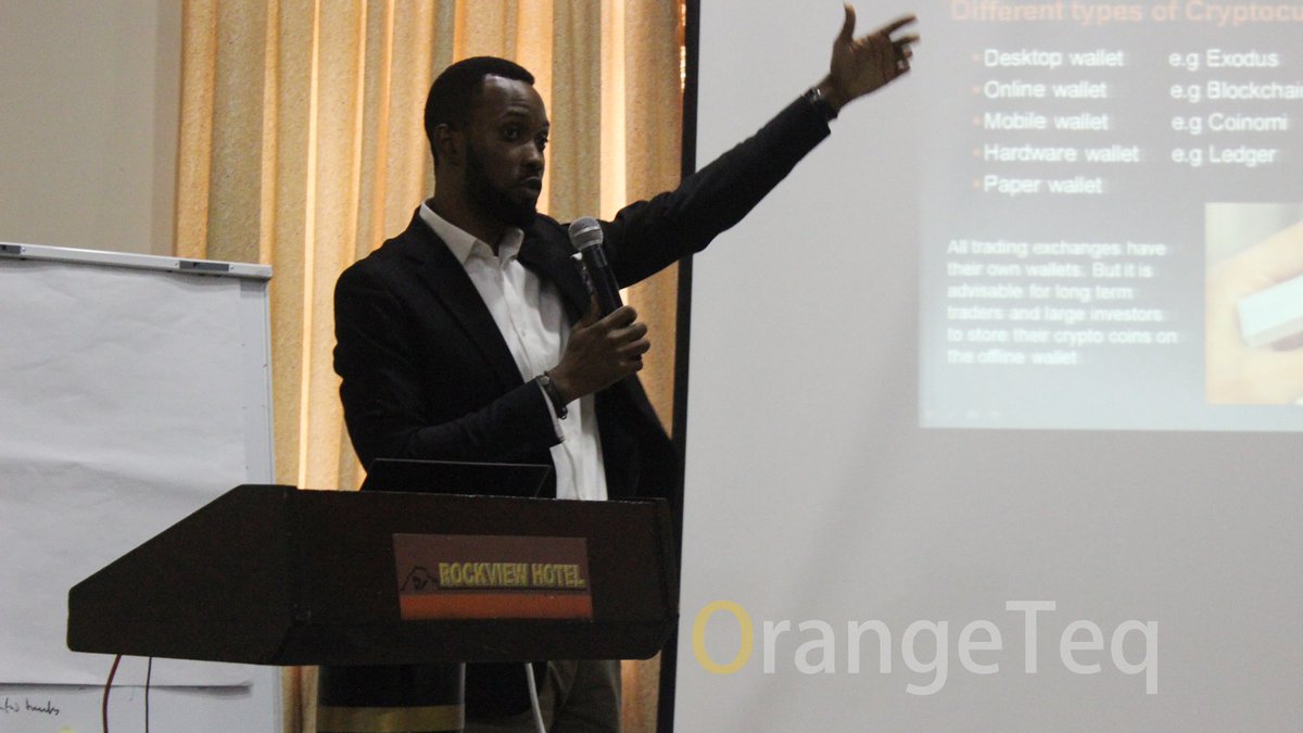 Popeson's tweet photo. I had the privilege of speaking at the #Abuja #Bitcoin Hands-on Practical Training organised by @OrangeTeq https://t.co/Dm6G5IEe5G