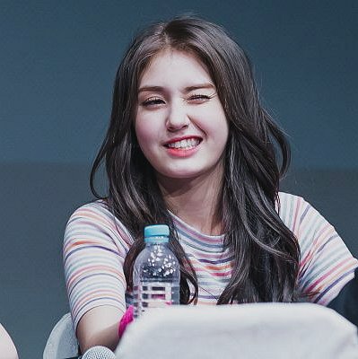 jvnckook's tweet photo. 06- yang ngewink matanya aja itu mulutnya kenapa ikutan, sayang? https://t.co/wXoHkinbFR