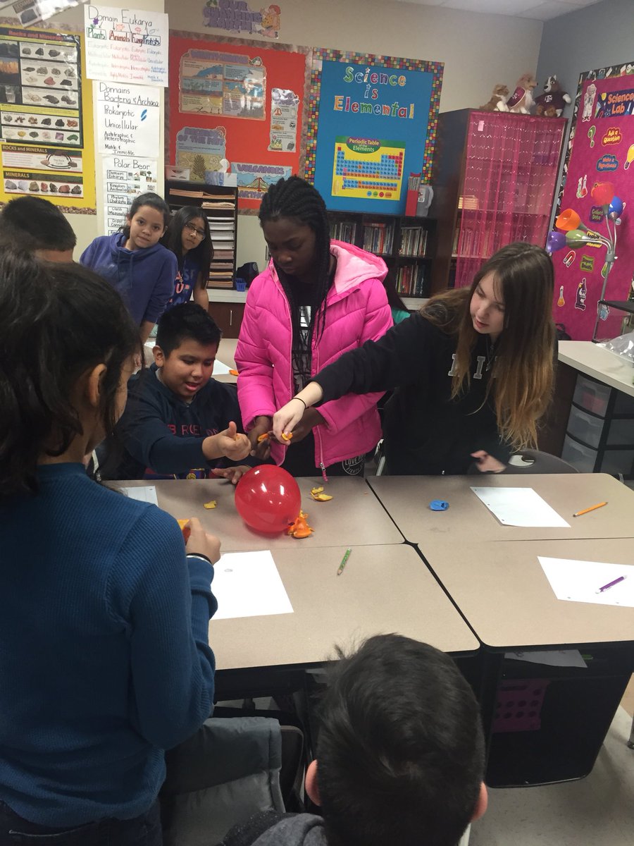 FranklinDarla's tweet photo. What happens when you squeeze an orange peel on a blown up balloon? 6th grade Genius hour #Traditonofexcellencebeginshere https://t.co/VA1jacjW0X