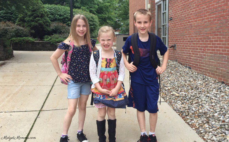 MidgetMomma1200's tweet image. Talking to your Tweens about underage drinking doesn’t have to be scary! midgetmomma.com/underage-drink…  Ad #KnowWhenKnowHow #PLCB #PreventandEducate