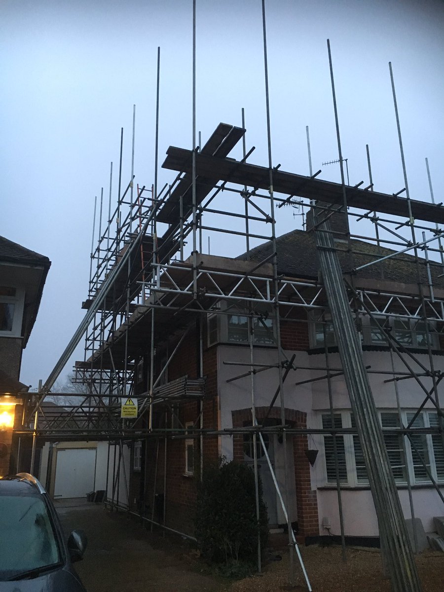 20tenscaff's tweet photo. Temp roof underway in Reigate. #20Tenscaffolding https://t.co/81o8bPGqUr