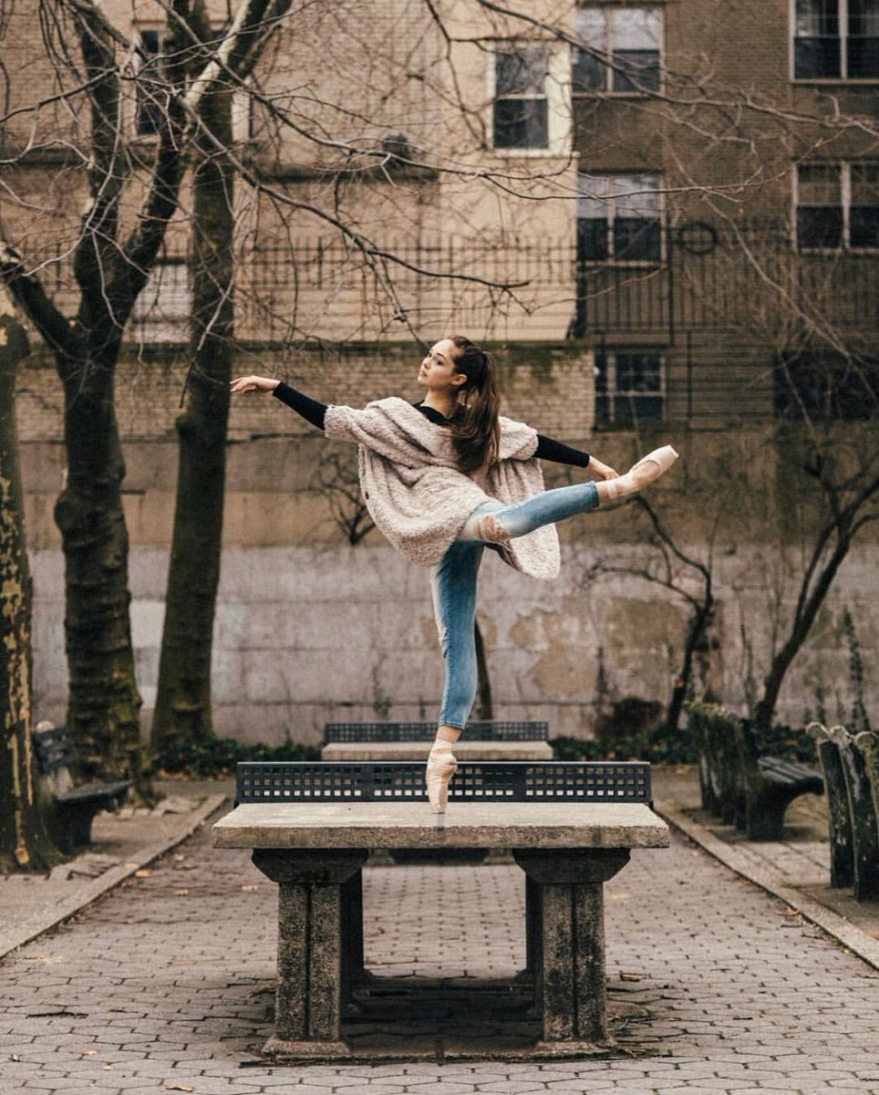 Dance_Undergrnd's tweet photo. New York City is a wonderful place for a dancer to grow and continue their training while auditioning! Here is @julietdoherty from her shoot for @dancersofny #thedanceunderground #tdu #dance #dancer #danceteacher #dancestudio #dancestudioowner #newyorkcity #repost #dancersofny https://t.co/9DVlSISAY1