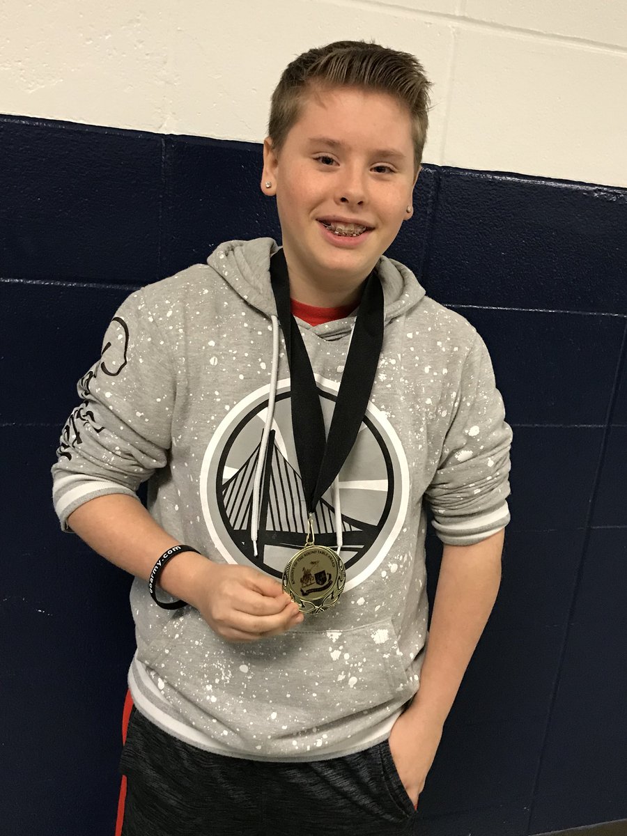 HollenbeckHawks's tweet photo. This. When they comeback and show you the good...no, the GREAT!
🙌😍💪💥🥇
Knights of The Round Table! @fhndowns #FHNpride #relationshipsmatter #HMSpride
#GREATthingsfromGREATkids https://t.co/5GyxGwuzcJ