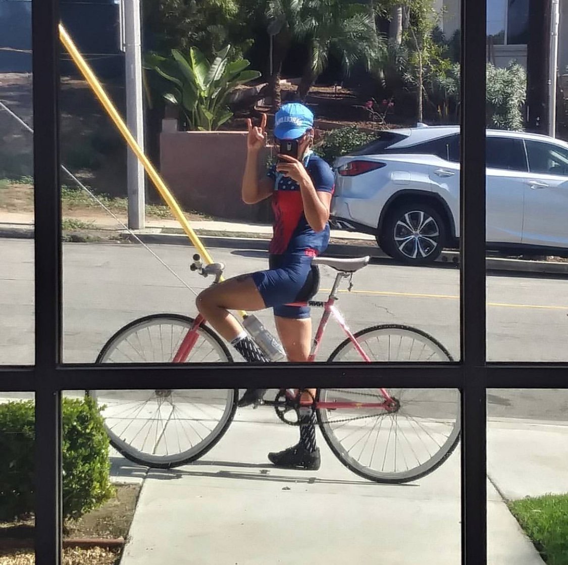CriticalCycles's tweet image. Ready to ride 🤘🚴‍♀️🤘 // 📸: Laurah🌸