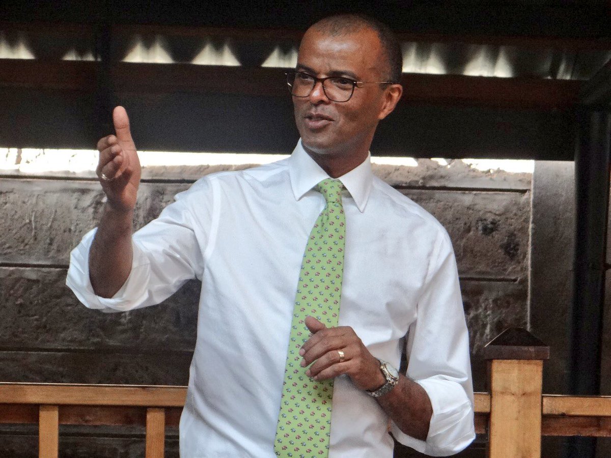 philip_murgor's tweet photo. @BrookhouseInt with the brilliant seniors in a discussion on SERVANT LEADERSHIP and on how, if practised, it would completely transform Kenya #leadership https://t.co/U9eeqO6Zac