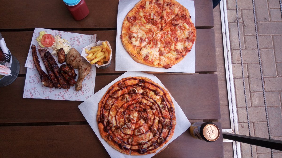 johnleon254's tweet photo. Thank you @BigSquareKE and @PizzaMojoKE. https://t.co/rRF1m2Yt7S