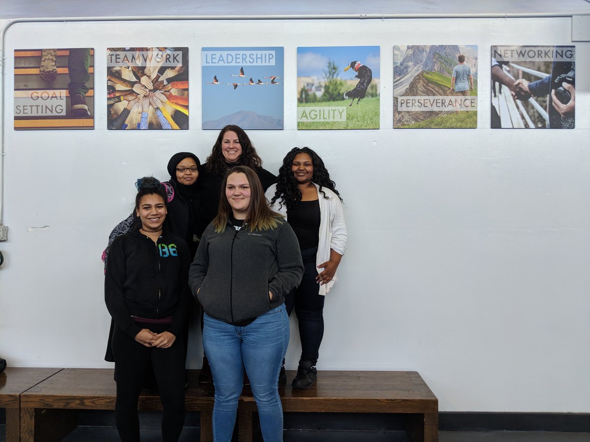 BrilliantCFES's tweet photo. The #EssentialSkills, Brilliant Career Lab, and more are so lovingly embraced by Learning for Leadership Charter School in Minnesota! So exciting to see students and educators enthusiastically building #BrilliantPathways to a brighter future! https://t.co/Uo77ikVy9j