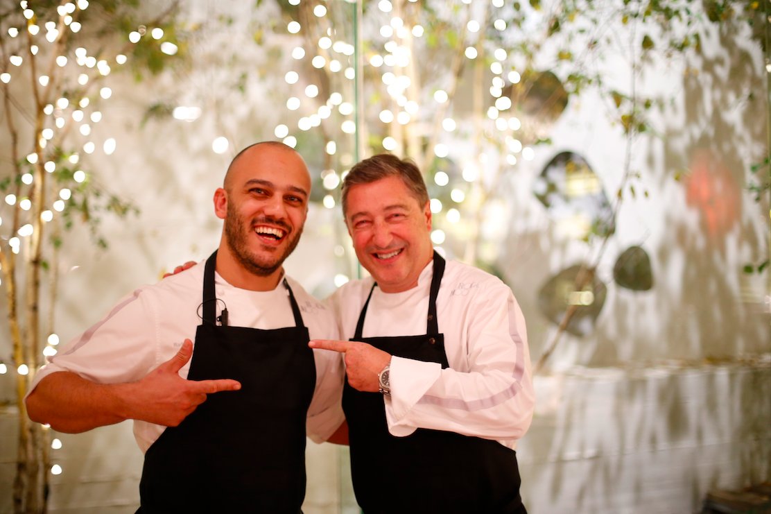 ¡El 8 de marzo Rafa Panatieri y Joan Roca a 4 manos! en el  #rocamoo Plazas limitadas. Reserva ya la tuya! goo.gl/xC8PEV #passeigdegourmets