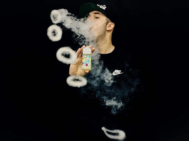 Get your Friday Os going with some Lemonade.
Dope shot by @marcoschamizo 🔥
.
Tag us in your pics for a chance to be featured.