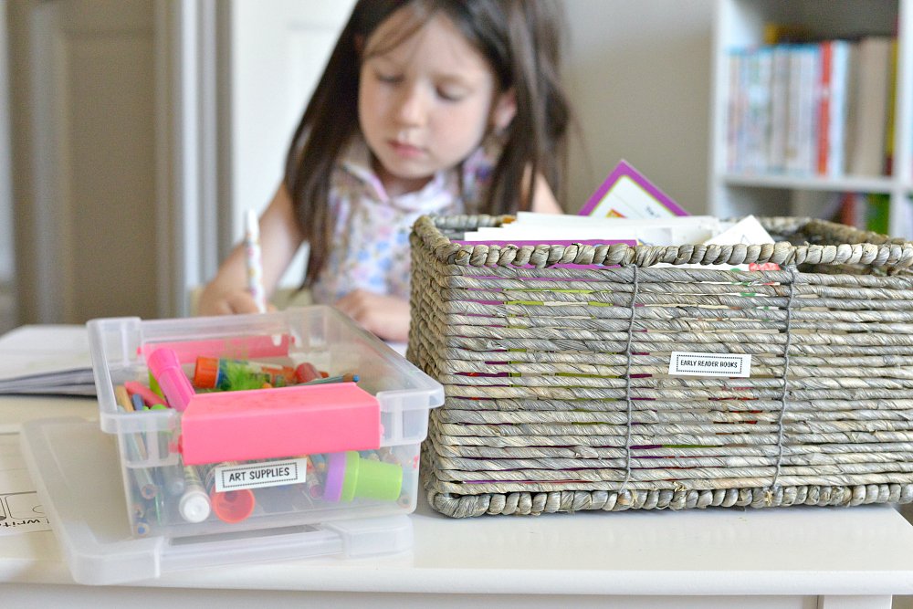 Check out how we're getting our kids organized with the new #PtouchCube! #sponsored ourordinarylife.com/2018/02/5-simp…