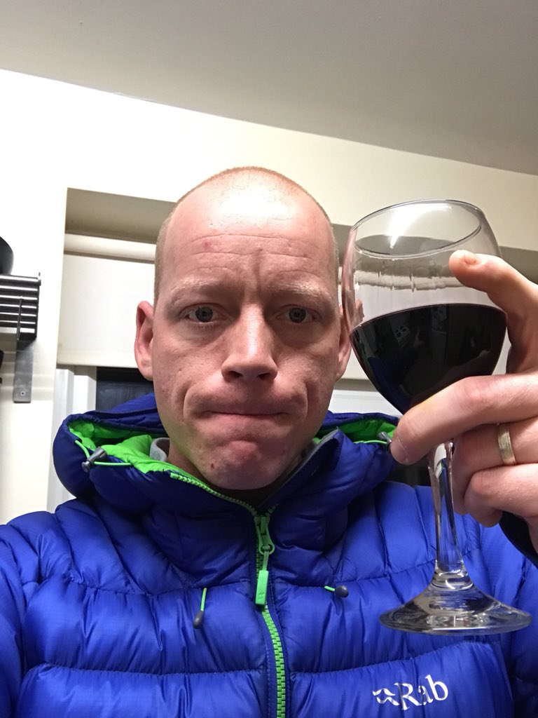 sgt_h_84's tweet image. It’s Friday the weekend is here half a glass of red as it’s been a heavy week on the legs. Only half as I’ve got @Colchesterparkr tomorrow #imoveme #ASICSFrontRunnerUK #asicsfrontrunner #daveathlon #gbss #gbsaware