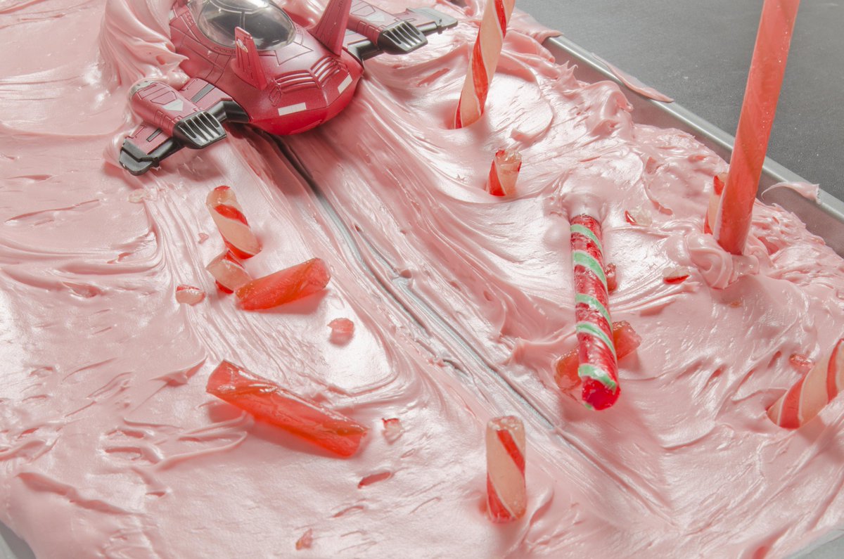 DisneyAnimation's tweet photo. Our lighting team did some sweet research to make Ralph's crash landing in Sugar Rush feel believable, including 'crashing' a toy into real frosting. Yes, we get paid to throw toys into frosting. #RalphWithRich https://t.co/nCgUE0FBcI