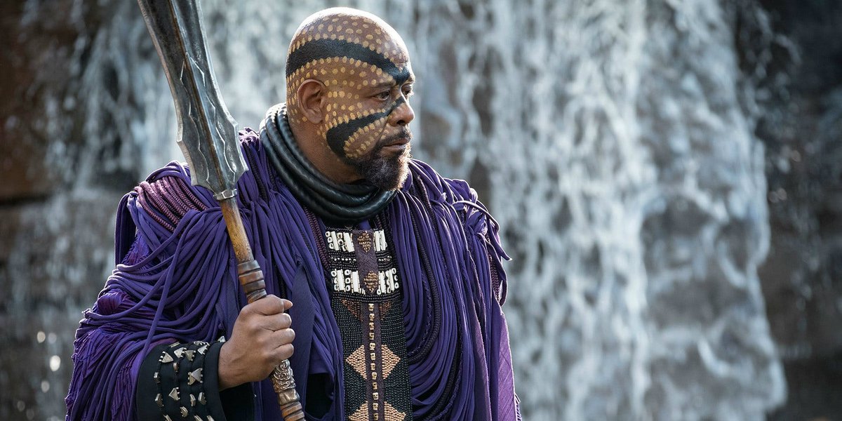 roywoodjr's tweet photo. I'm sure there will be plenty of Black Panther Cosplay parties this year. I aint got the physique to be T'Challa or Killmonger. I'm stepping up in that party in my Forrest Whittaker robe pouring grape Fanta in everybody mouth. https://t.co/lHflZzPZ29