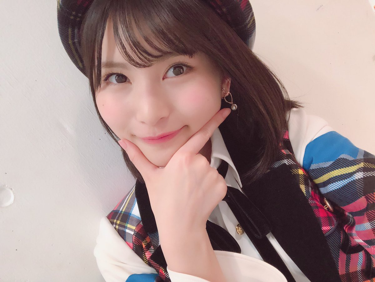 seina_fuku48's tweet image. おはようございます✨
今日でなんと昇格4周年\(^o^)/
中学1年生だった私も
そろそろ高校3年生。
ひとつひとつ乗り越えていくぞー
これからもよろしくお願いします!!